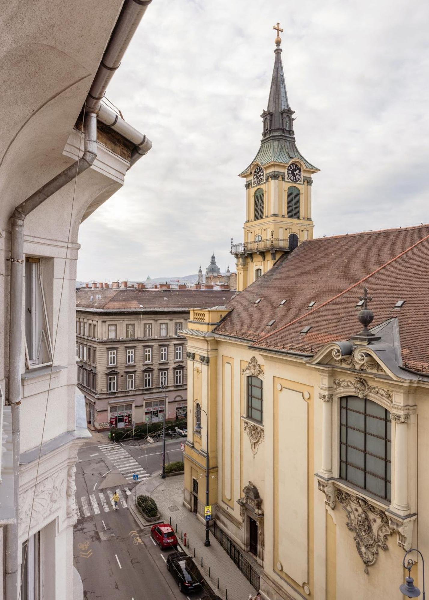 Amazing View Designer Home With Sauna And Jacuzzi 3 Min To Opera House Budapest Luaran gambar