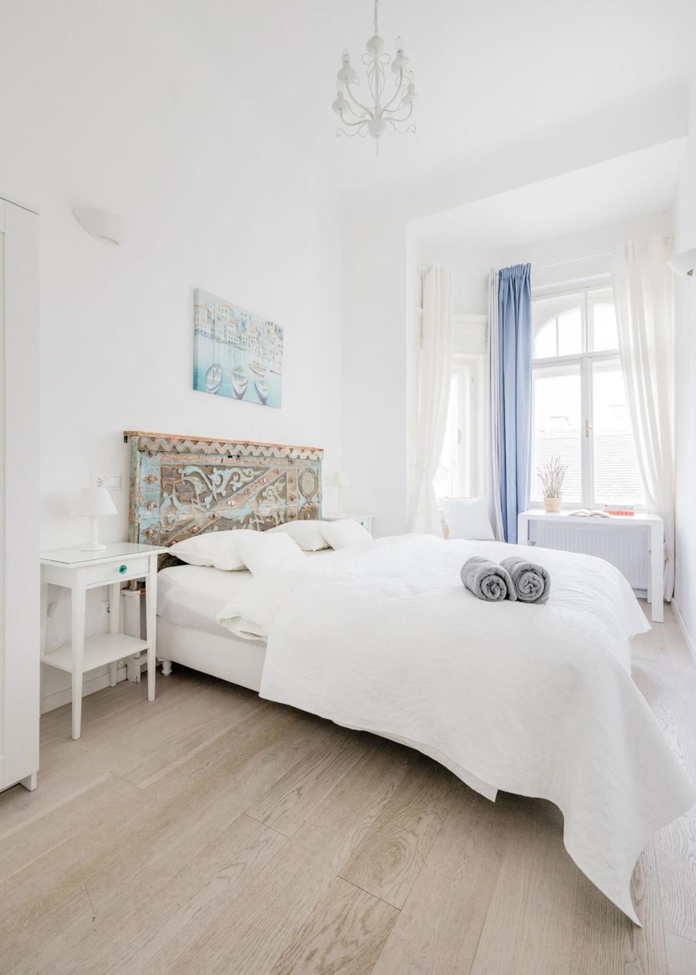 Amazing View Designer Home With Sauna And Jacuzzi 3 Min To Opera House Budapest Luaran gambar
